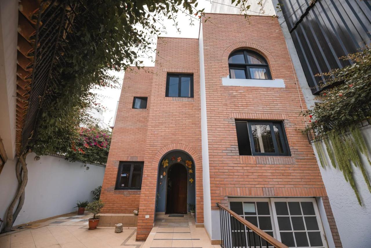 Qx Miraflores Lima Exterior photo